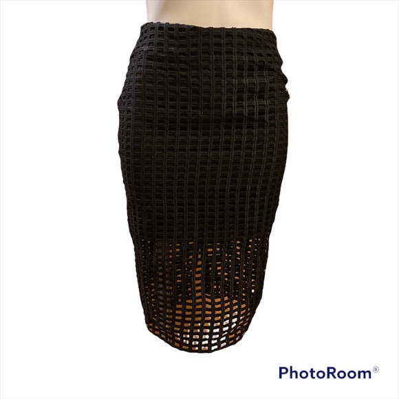 - ENDLESS ROSE Black see-through window pane skirt - Picture 2 of 11